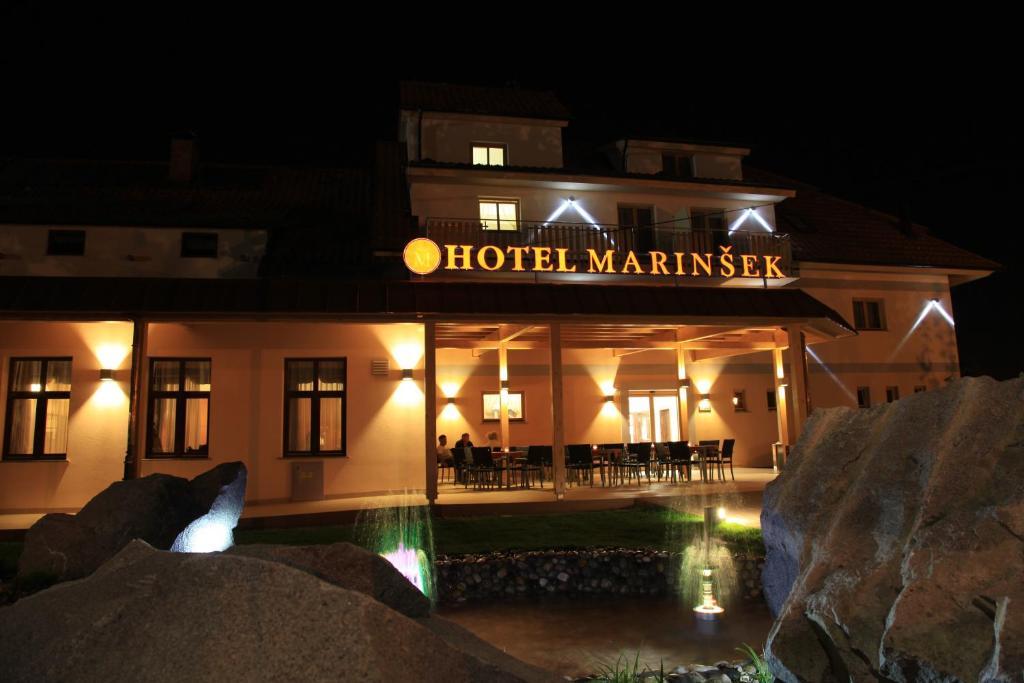 Hotel Marinšek Naklo Buitenkant foto