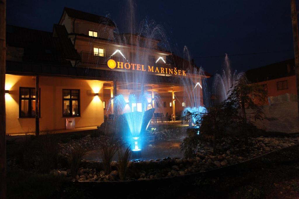 Hotel Marinšek Naklo Buitenkant foto